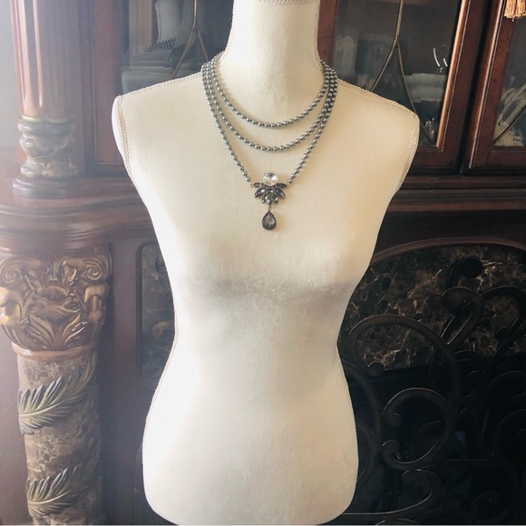 Handcrafted repurpose charcoal cluster Czech glass Pearl fancy clasp necklace - Picture 6 of 8